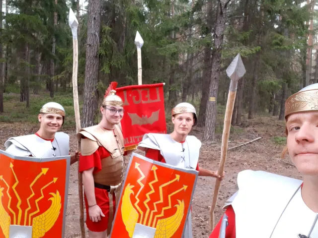 Legionáři, skautský tábor 12 úkolů pro Asterixe, 2020, Hradčany u Mimoně, oddíl Surikaty Líbeznice