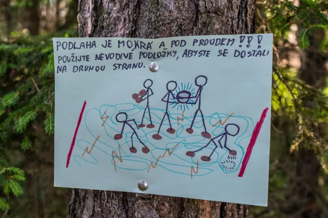 Instrukce pro bezpečné zvládnutí trasy, skautský tábor Fallout, 2025, Hradčany u Mimoně, oddíl Surikaty Líbeznice